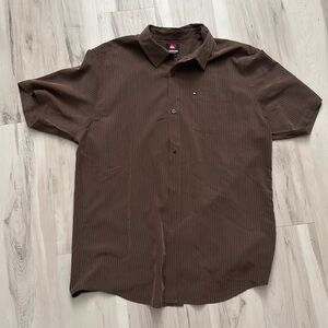 Quicksilver XXL button down short sleeve casual/dress shirt